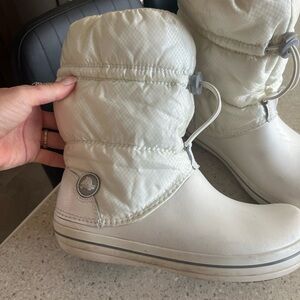 CROCS White Quilted Winter Boots